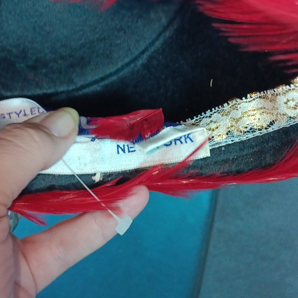 Vintage Jack McConnell of New York with red feather - Picture 4 of 5